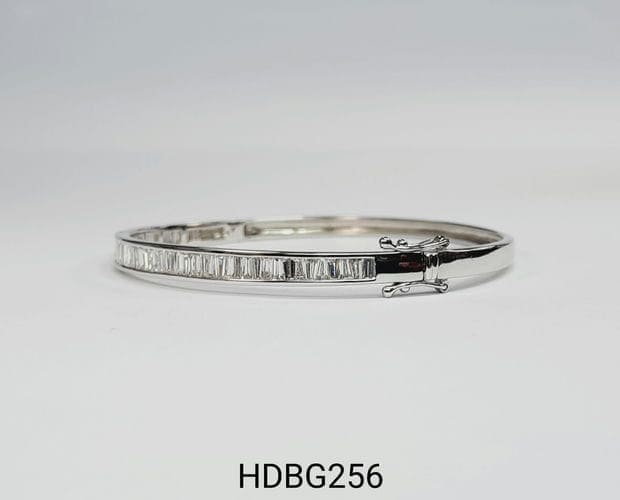 HDBG256---錐形鑽石手鐲-TAPPER DIAMOND BANGLE